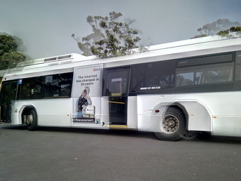 往きに乗ったバス<br>
ブレブレの写真